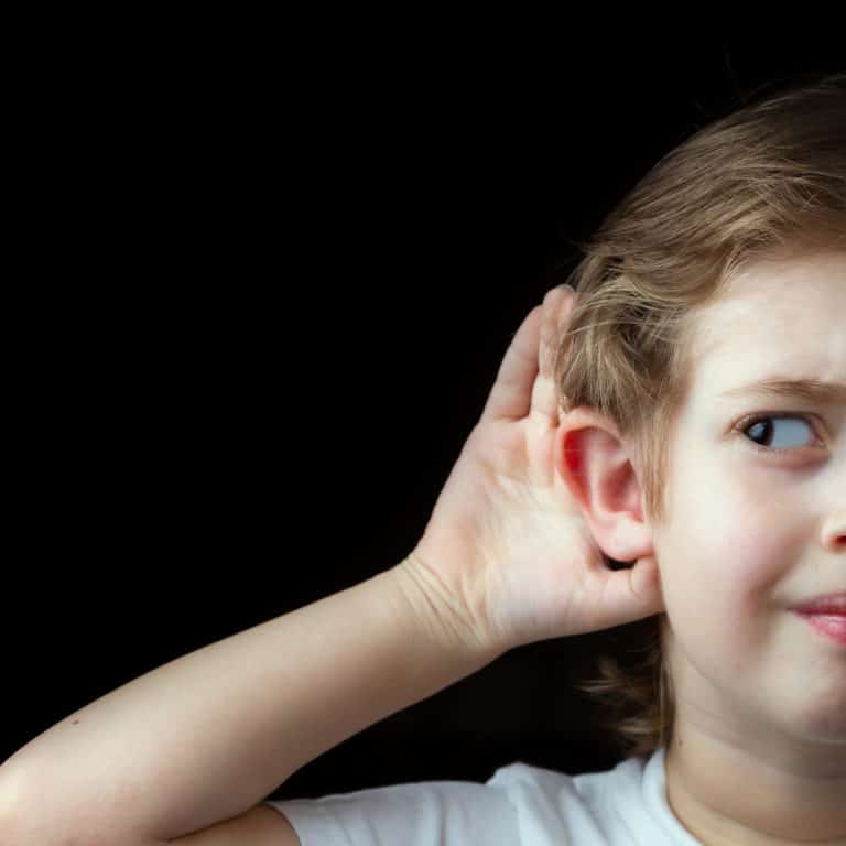 Problemas de audição CMEB Centro Médico Especializado Baptistella Otorrinolaringologia Problemas de audição CMEB Centro Médico Especializado Baptistella Otorrinolaringologia